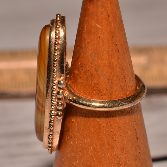 Avon large marbled gemstone gold plate ring size 4 - Picture 5 of 8